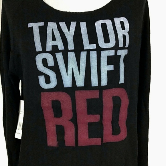 🦋Taylor Swift 2012 Red Tour Sweatshirt Small NWT! - Picture 4 of 8